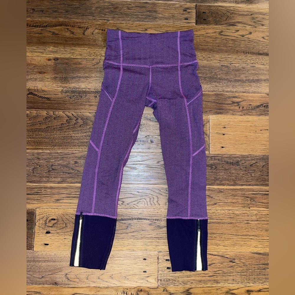 Purple Herringbone Lululemon leggings - Size 2